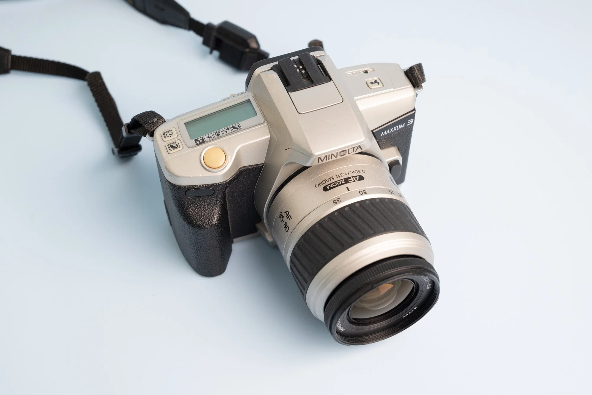 Minolta Maxxum 3 35mm Film SLR Camera with Minolta 35-80mm f/4-5.6